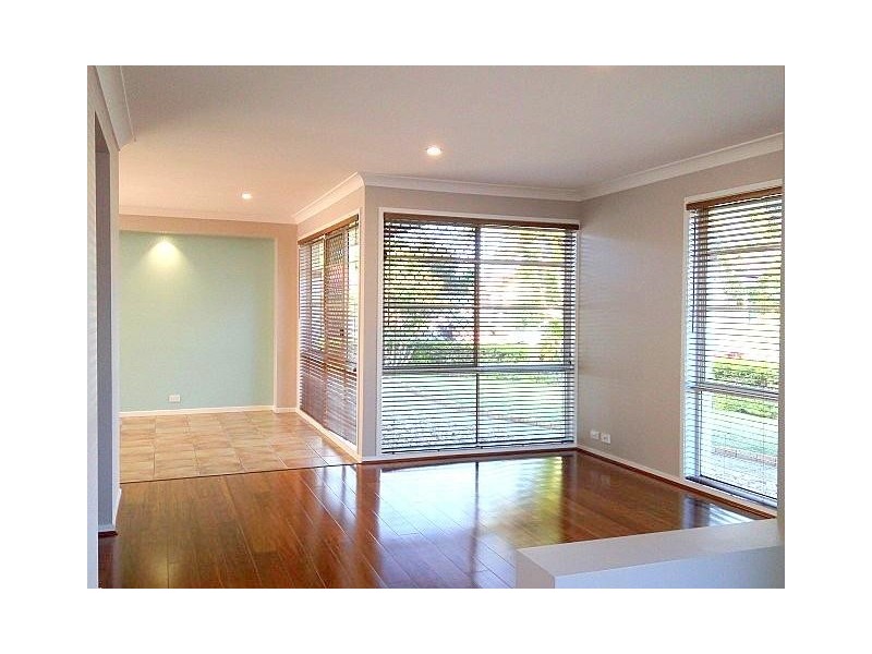 3 Parklane Close, Calamvale QLD 4116