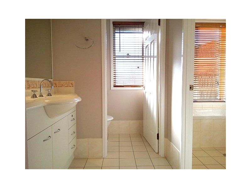 3 Parklane Close, Calamvale QLD 4116