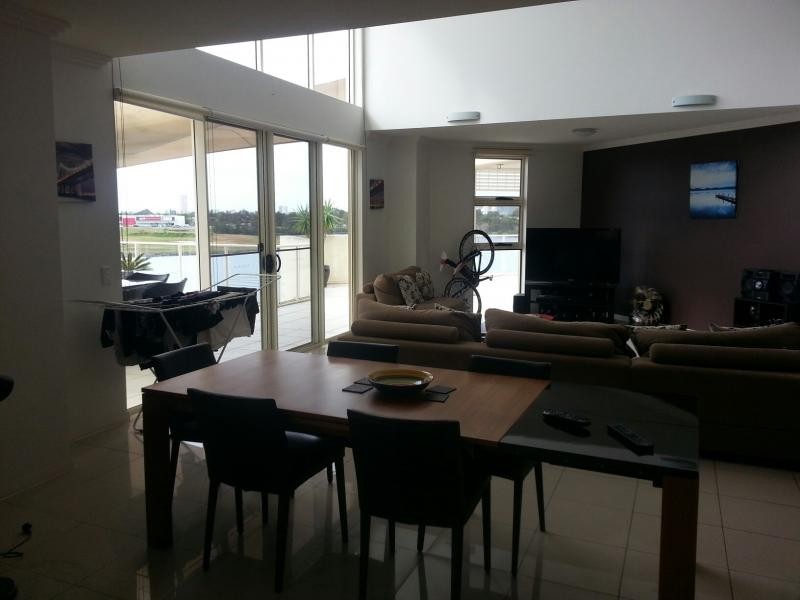 182/251 Varsity pde, Varsity Lakes QLD 4227