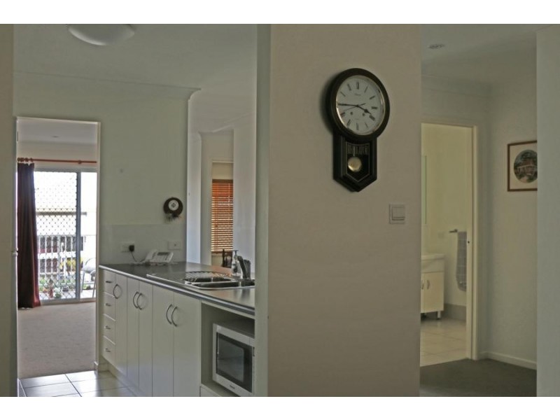 2J/45 Sealy Street, Silkstone QLD 4304