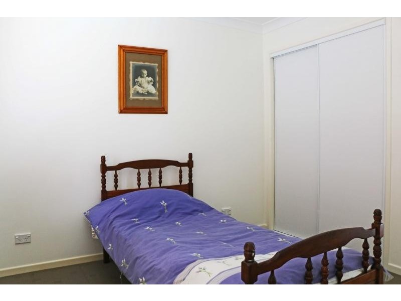 2J/45 Sealy Street, Silkstone QLD 4304