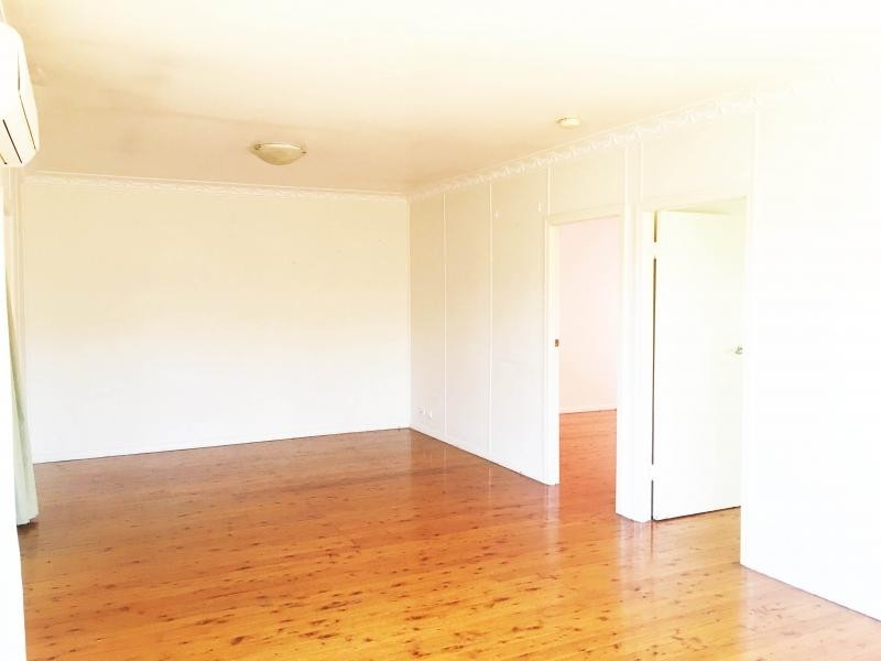 1/10 Flora Street, Greenslopes QLD 4120