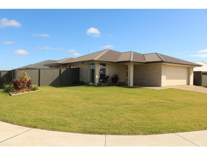 11 O’Connell Pde, Pialba QLD 4655