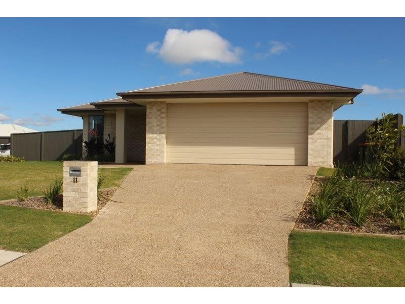 11 O’Connell Pde, Pialba QLD 4655