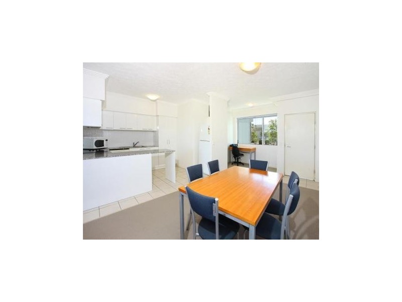 98 University Drive, Varsity Lakes QLD 4227
