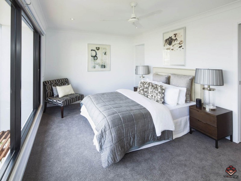 V24/323 Bayview, Runaway Bay QLD 4216