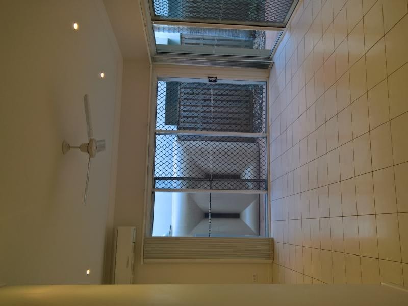 129 Pohlman Street, Southport QLD 4215