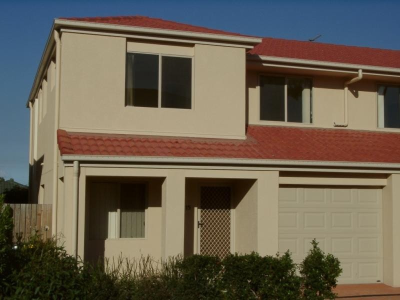 7 Johnston Street, Carina QLD 4152