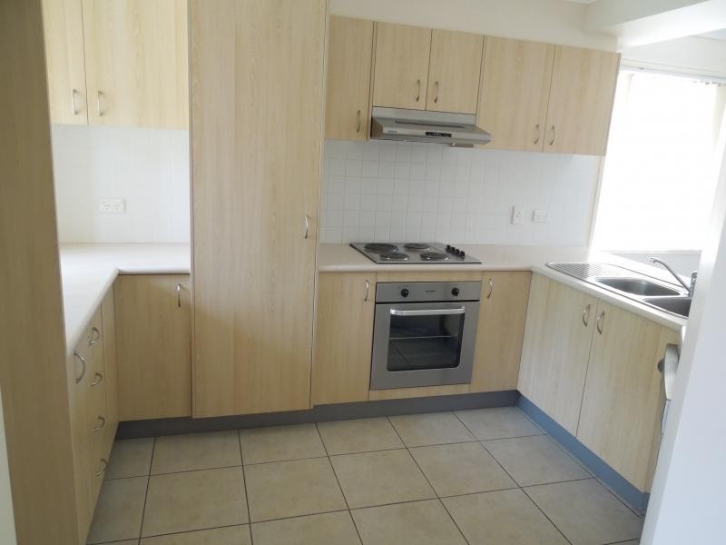 7 Johnston Street, Carina QLD 4152