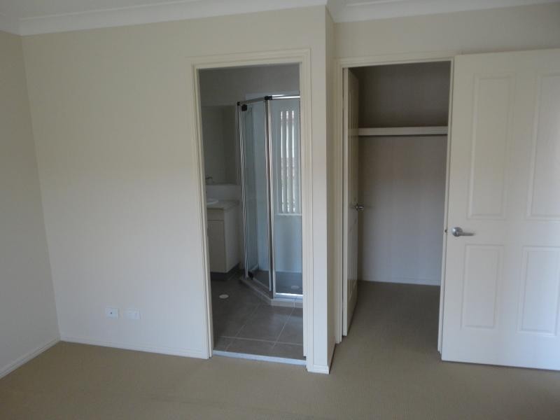 58 Johnston Street, Carina QLD 4152