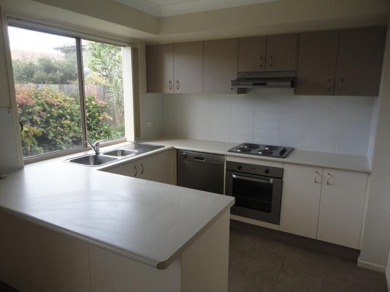 58 Johnston Street, Carina QLD 4152