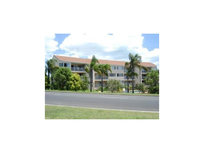 11/13 Pulgul Street, Urangan QLD 4655