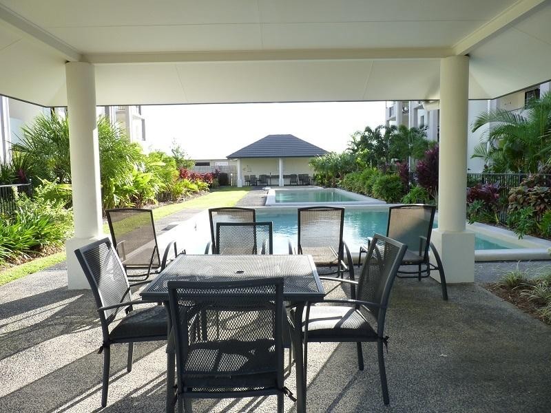 1 /6-24 Henry Street, West End QLD 4810