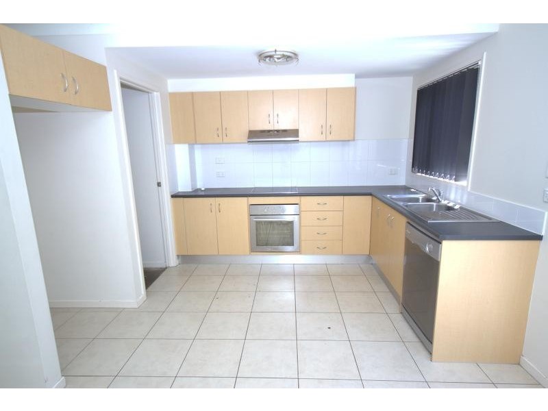 20 / 266 Henty Drive, Redbank Plains QLD 4301