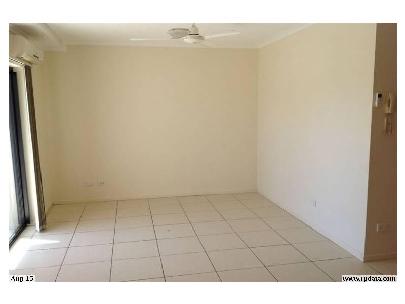 70 Main St, Pialba QLD 4655