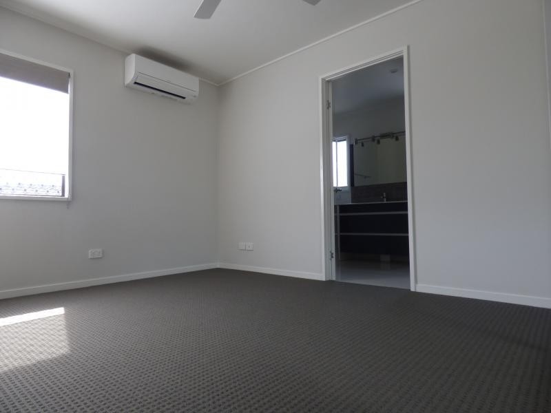 42 Fairland St, Mount Gravatt East QLD 4122