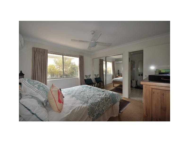 130 Jutland Street, Oxley QLD 4075