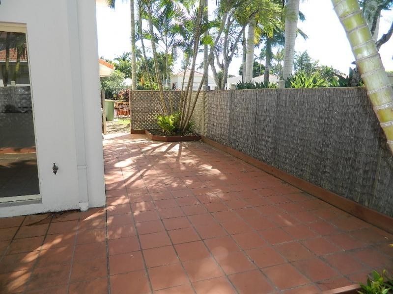 Hope Island QLD 4212