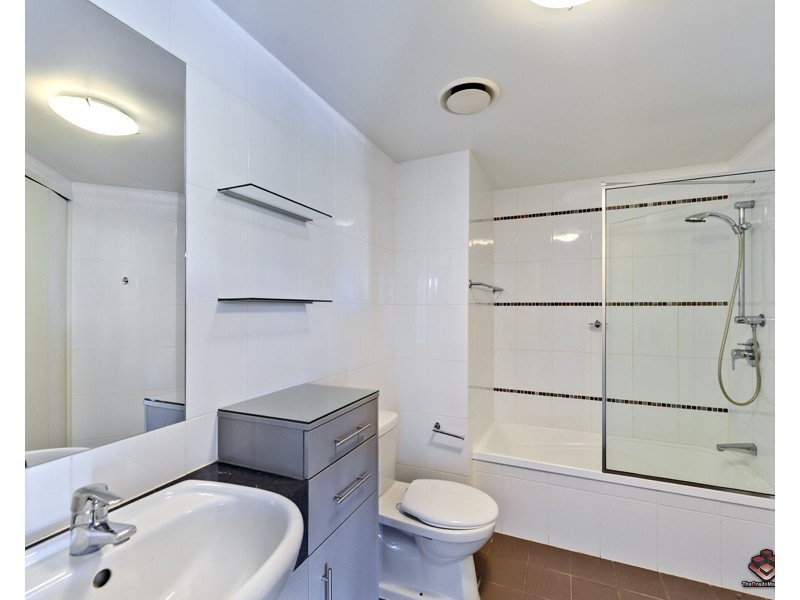 42 Newstead Terrace, Newstead QLD 4006