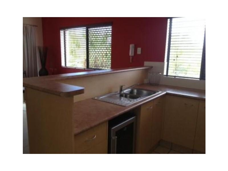 Chevron Island QLD 4217