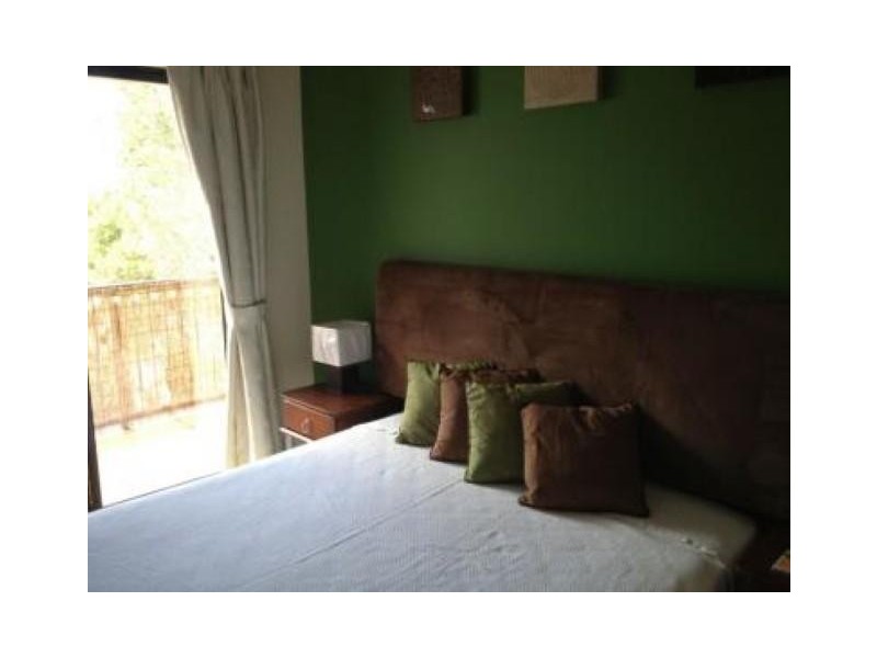 Chevron Island QLD 4217