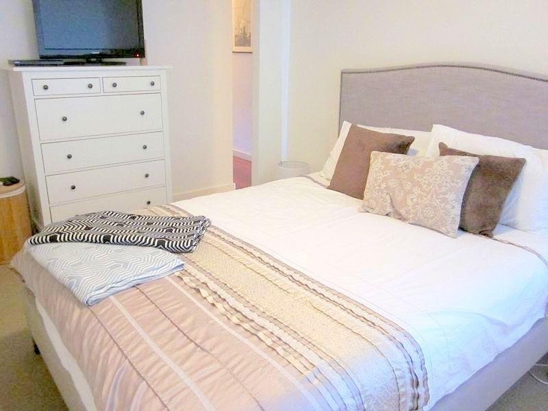 816 / 64 Macquarie Street, Teneriffe QLD 4005