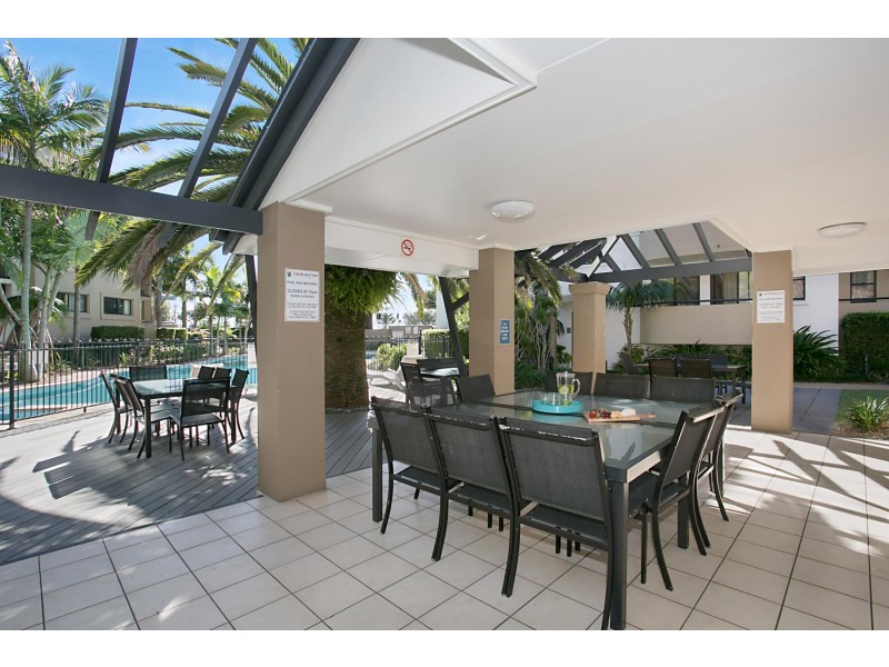 392-398 Marine Parade, Labrador QLD 4215