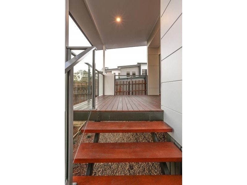 8 Russell Street, Everton Park QLD 4053