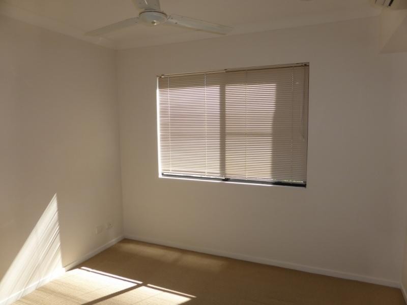 / 6-24 Henry Street, West End QLD 4810