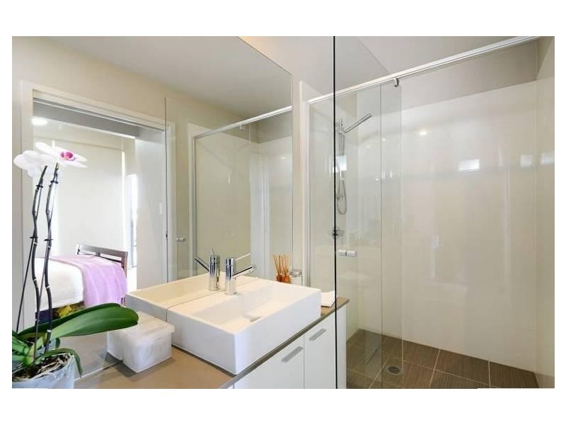 10 / 18 Riverbend Place, Bulimba QLD 4171