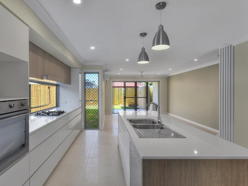 4 Bland Street, Coopers Plains QLD 4108