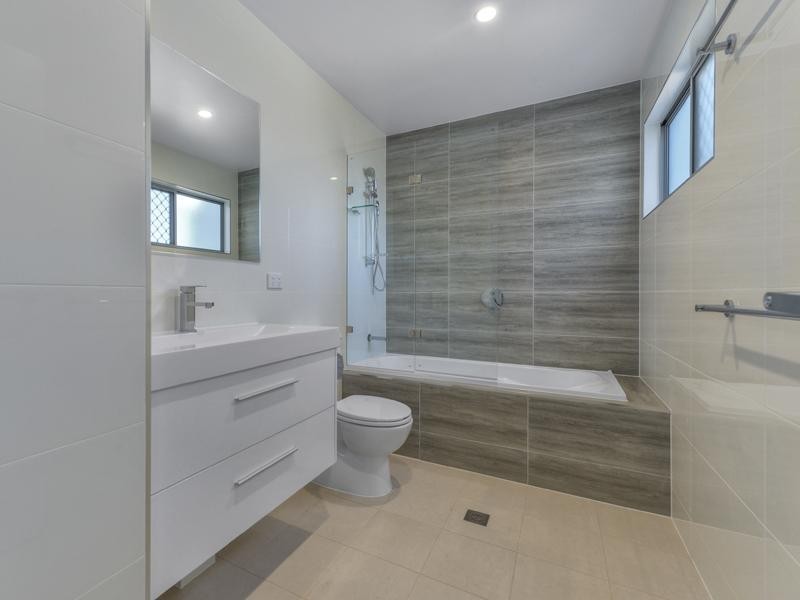 4 Bland Street, Coopers Plains QLD 4108