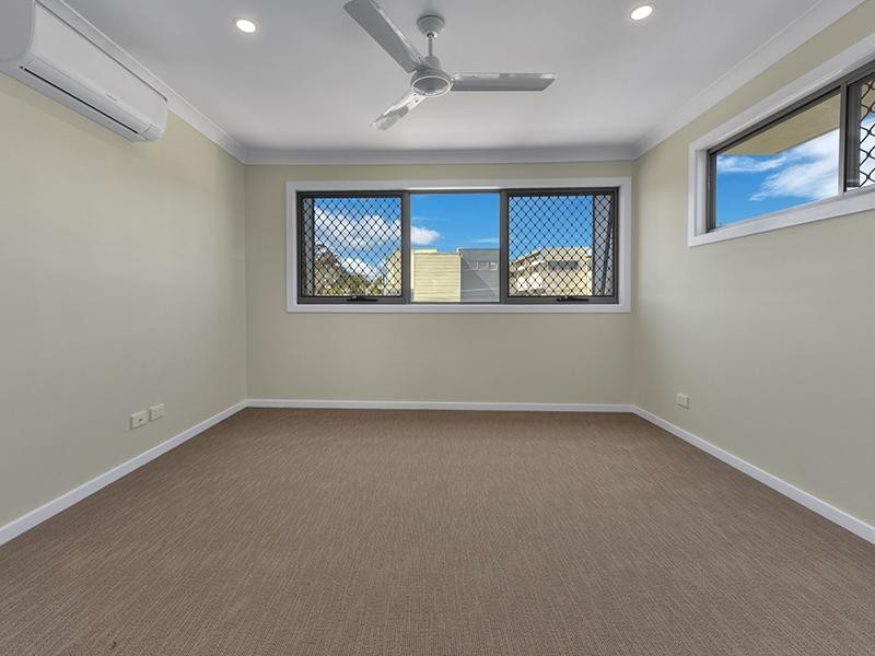 4 Bland Street, Coopers Plains QLD 4108