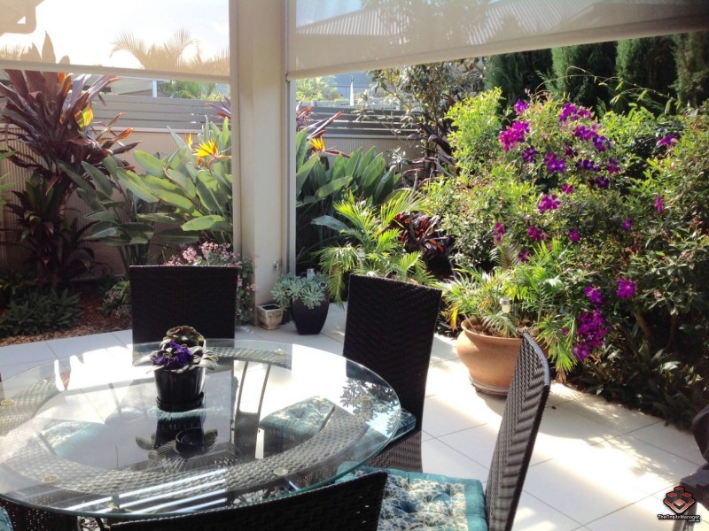 Hope Island QLD 4212