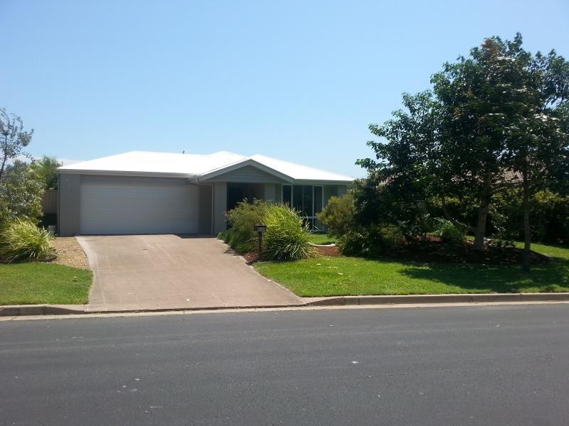 72 Sugar Glider Drive, Pottsville NSW 2489