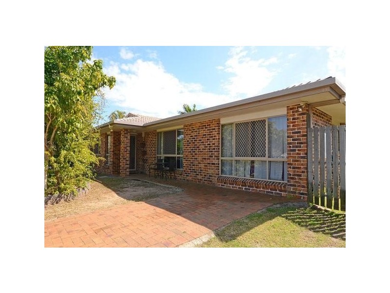 4 Rocky Court, Kawungan QLD 4655