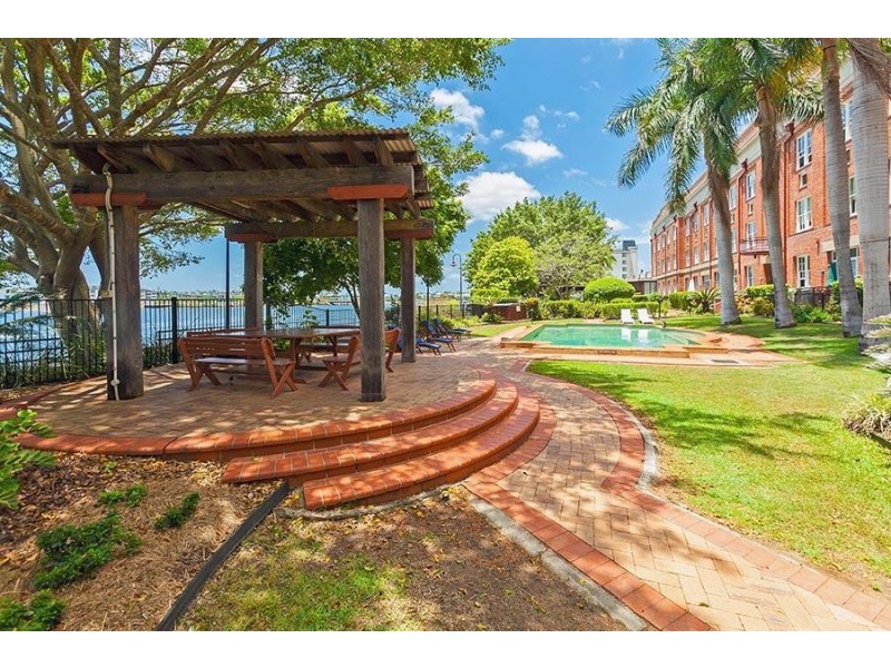 53 Vernon Terrace, Teneriffe QLD 4005