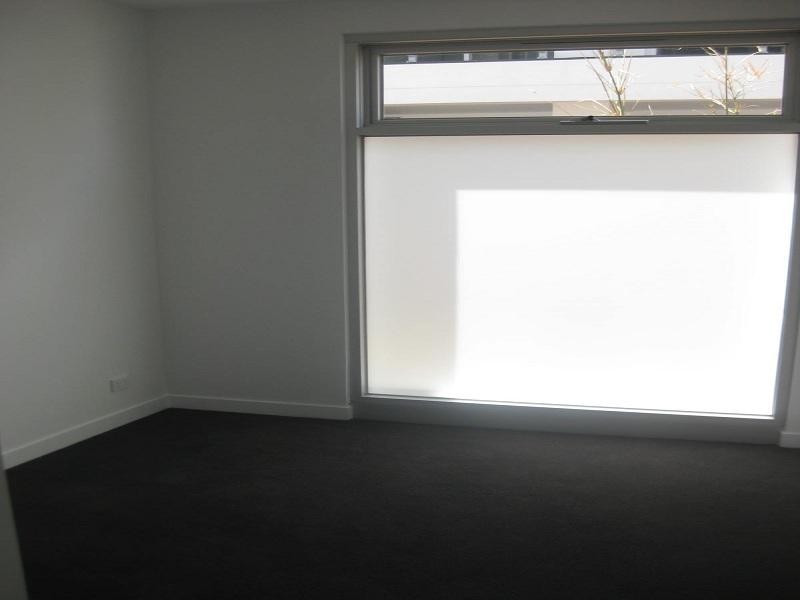 409/100 Plenty Rd, Preston VIC 3072
