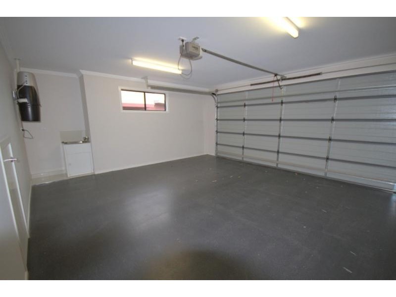 4 / 86 Grace Street, Wulkuraka QLD 4305