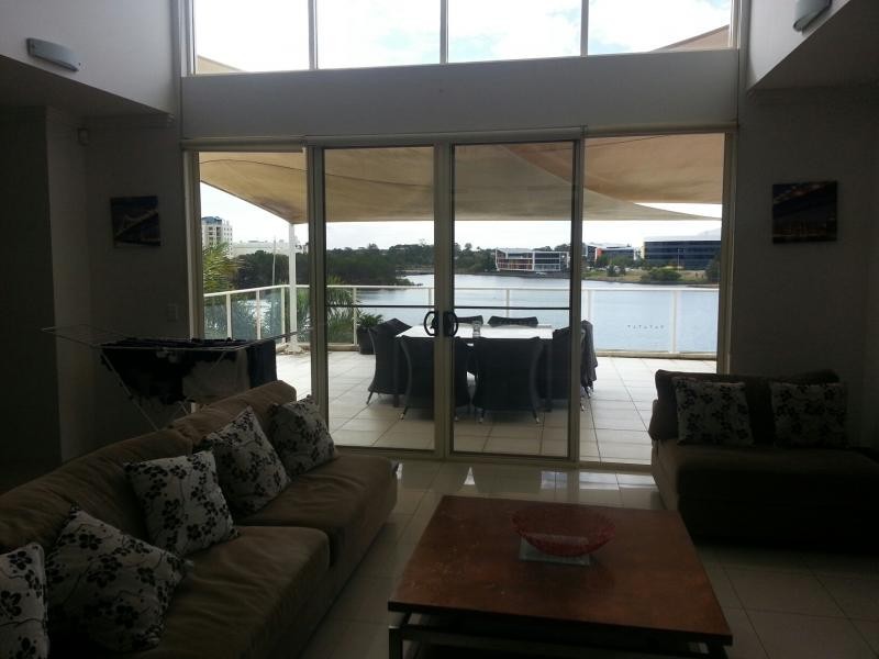 182/251 Varsity pde, Varsity Lakes QLD 4227