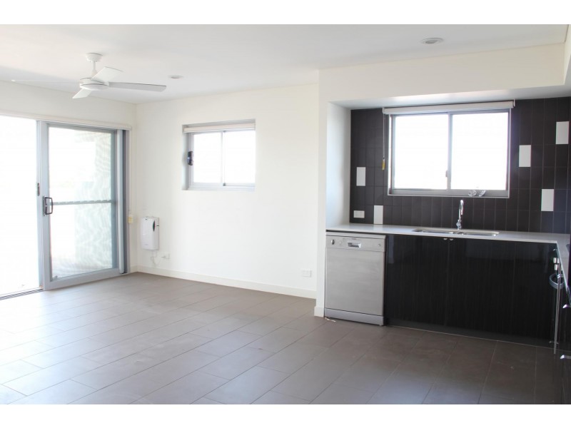 212/428 Hamilton Road, Chermside QLD 4032