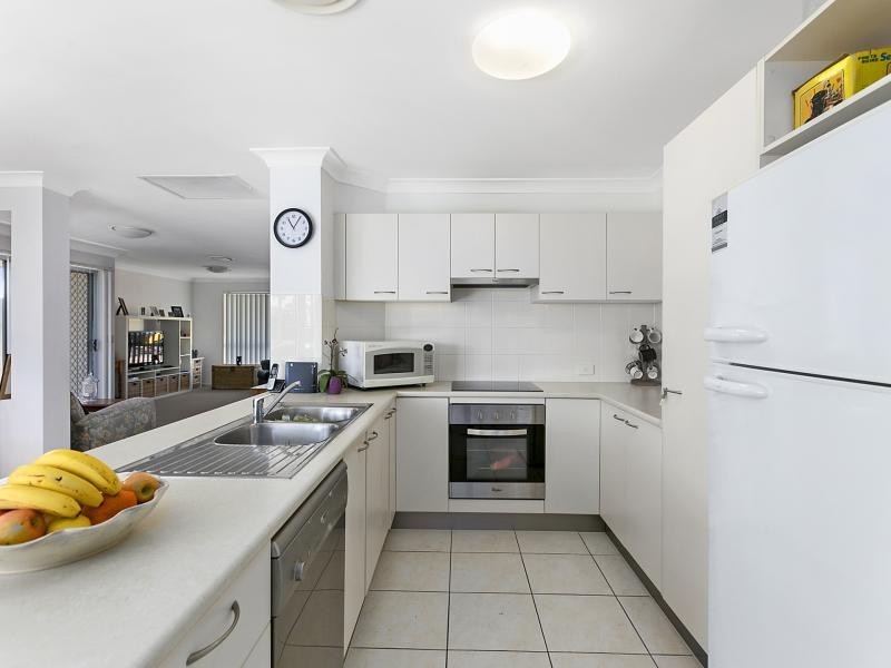 17 / 110 Lexey Crescent, Wakerley QLD 4154