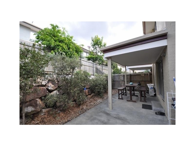 130 Jutland Street, Oxley QLD 4075