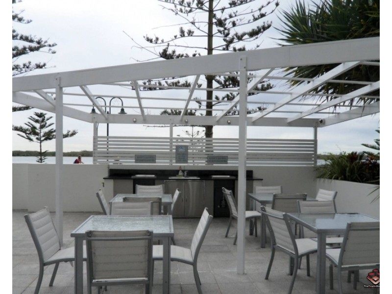 430 Marine Parade, Biggera Waters QLD 4216