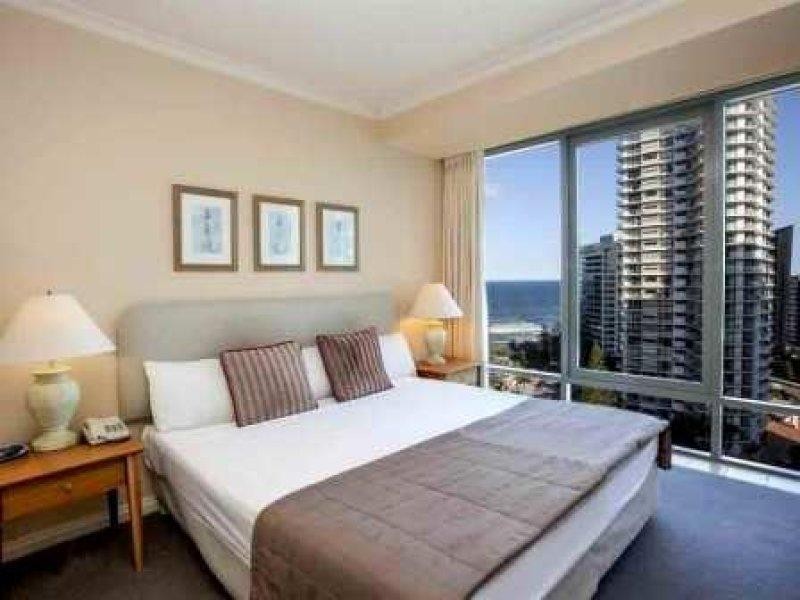 25 Laycock street, Surfers Paradise QLD 4217