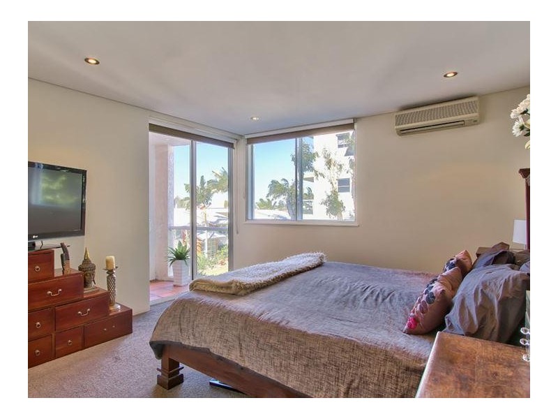 15 Vernon Terrace, Teneriffe QLD 4005