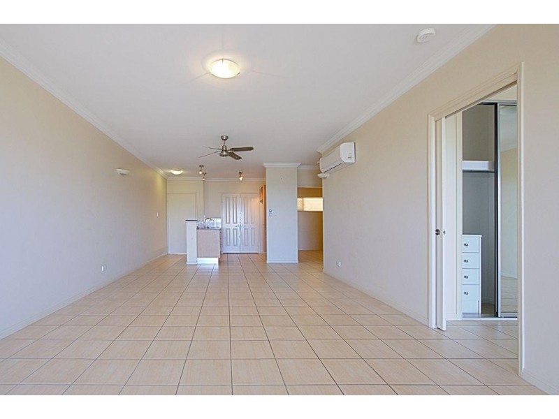 9/2A Cleveland Terrace, Townsville City QLD 4810