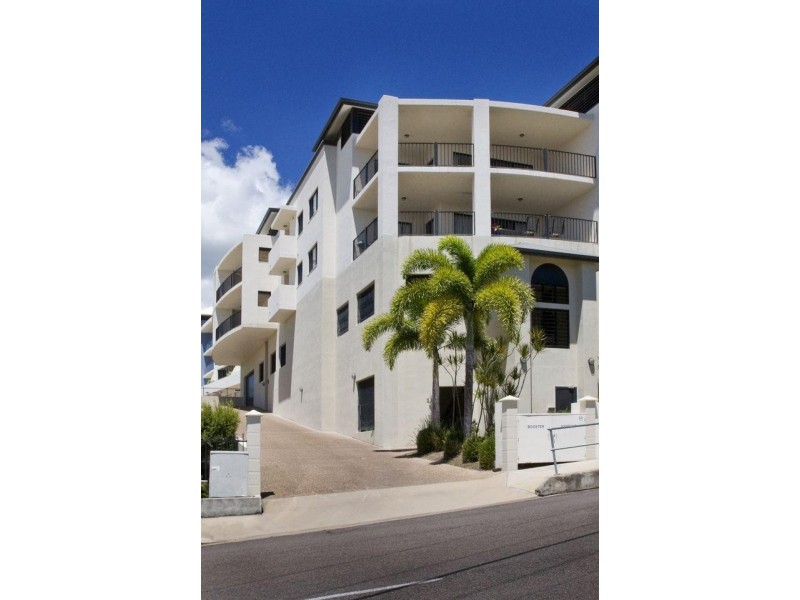 9/2A Cleveland Terrace, Townsville City QLD 4810