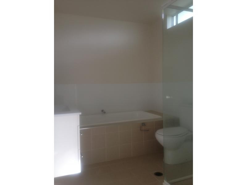 65 Manooka Drive, Cannonvale QLD 4802