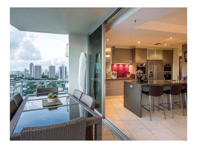 40 Riverview Parade, Surfers Paradise QLD 4217
